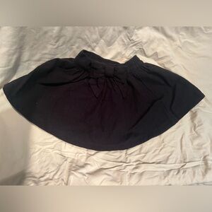 Janie & Jack girls 12-18 months Black  Skirt with bow